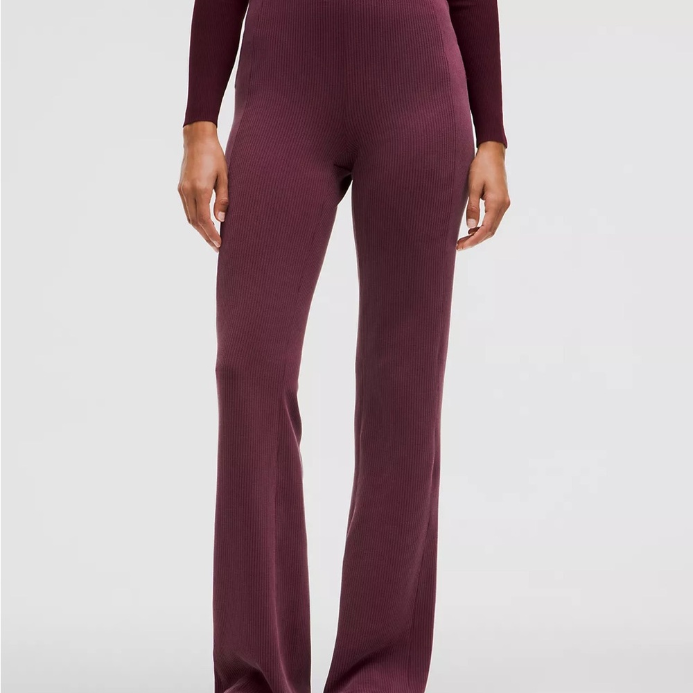 Ribbed Burgundy High-Waist Pants